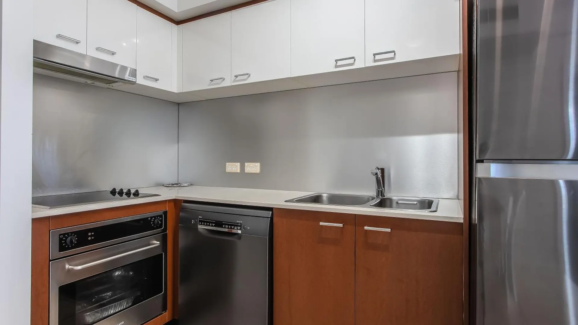Towers Of Chevron - Private Apartments Gold Coast