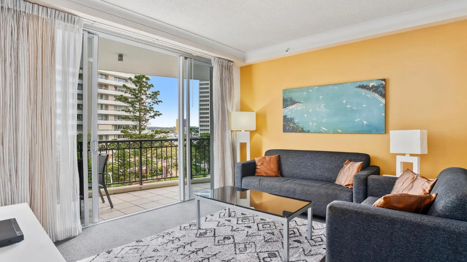 Towers Of Chevron - Private Apartments Gold Coast