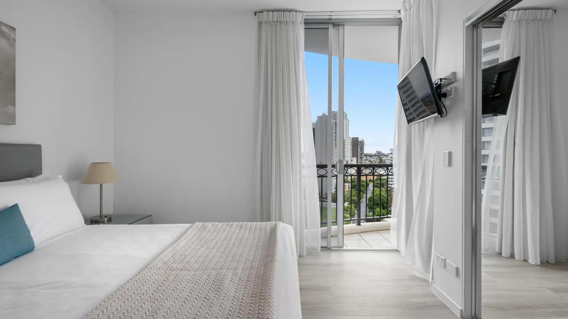 Towers Of Chevron - Private Apartments Gold Coast